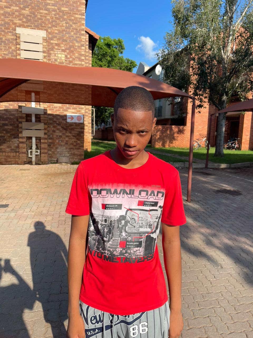 Mosa Mhlongo